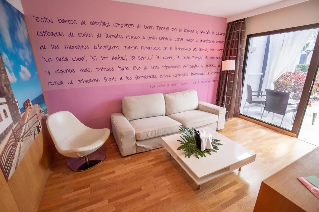 R2 Romantic Fantasia Suites - Adults Only Tarajalejo